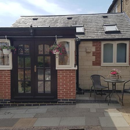 Ruby Cottage Irthlingborough 外观 照片